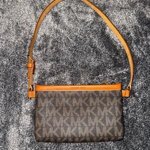 Michael Kors Crossbody Fanny Pack